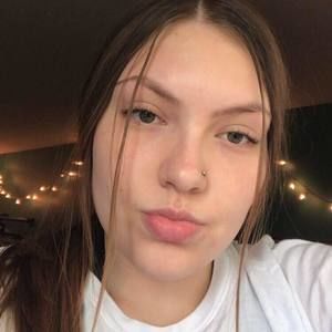 Meet your Posher, Paige